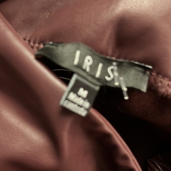 Iris brand size M elastic waist leggings- NWT - Picture 4 of 5